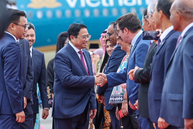 Thủ tướng Phạm Minh Chính bắt đầu chuyến thăm chính thức Brunei Darussalam - Ảnh 3.