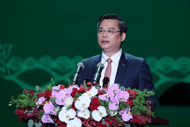 Thủ tướng Phạm Minh Chính: 6 nhiệm vụ trọng tâm của toàn ngành ngân hàng - Ảnh 6.