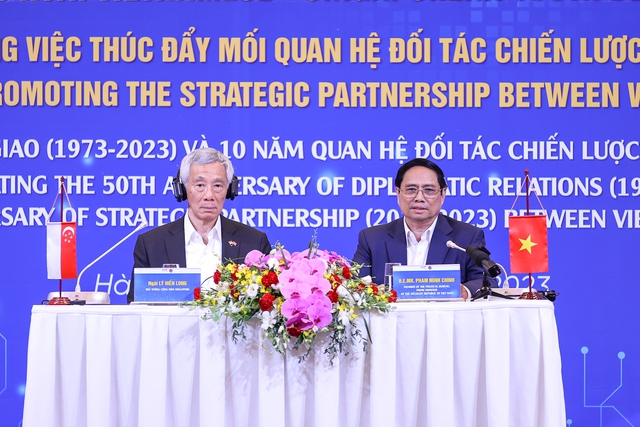 Tiên phong đóng góp vào quan hệ chiến lược Việt Nam - Singapore - Ảnh 1.