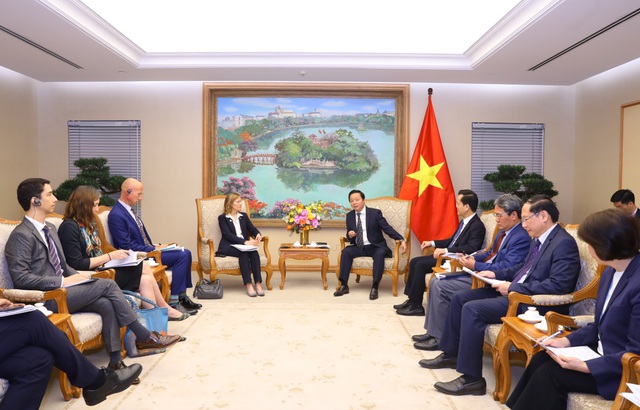 Phó Thủ tướng Trần Hồng Hà tiếp Trưởng đại diện UNDP, Giám đốc USAID tại Việt Nam - Ảnh 4.