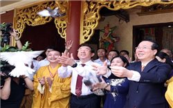 Chủ tịch nước Võ Văn Thưởng chúc mừng Đại lễ Phật đản tại TP. Hồ Chí Minh