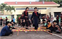 Không khí đón Xuân dưới mái trường dân tộc nội trú