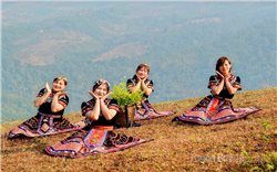 Khuổi Trang - Nơi mùa Xuân neo lại giữa bản làng người Mông