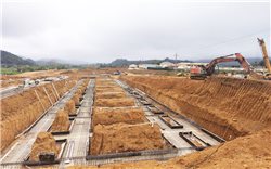 Tăng tốc trên công trình xây dựng trường nội trú liên cấp