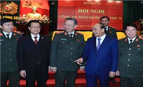 Thủ tướng Nguyễn Xuân Phúc dự Hội nghị Công an toàn quốc