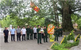 Hội Cựu chiến binh cơ quan Ủy ban Dân tộc dâng hoa, tri ân các Anh hùng liệt sĩ tại tỉnh Thái Nguyên