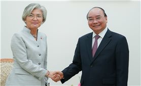 Thủ tướng tiếp Bộ trưởng Ngoại giao Hàn Quốc