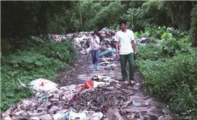 Người dân thôn Nê Cắm (Thanh Hóa): Khốn khổ vì sống chung với rác thải