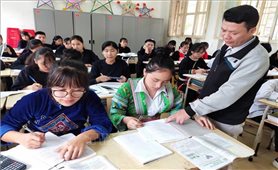 Ngôi trường thắp sáng ước mơ cho học sinh vùng khó tỉnh Cao Bằng