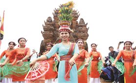 Đồng bào Chăm Ninh Thuận: Vui đón Lễ hội Katê