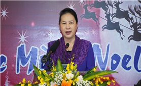 Chủ tịch Quốc hội Nguyễn Thị Kim Ngân thăm Tòa Tổng Giám mục Huế