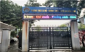 Trường THCS Ái Mộ: Vì sao 53 học sinh không được cấp thẻ bảo hiểm y tế?