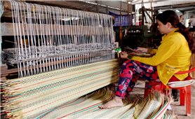 Phát triển làng nghề dệt chiếu Uzu ở An Giang