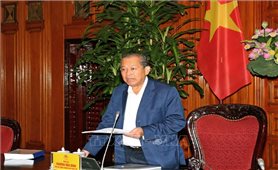 Phó Thủ tướng Thường trực Chính phủ Trương Hoà Bình thăm, tặng quà cho Trung tâm nuôi dạy trẻ khuyết tật Võ Hồng Sơn