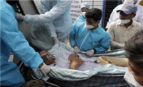 Ấn Độ 9 ngày liền có trên 300.000 ca mắc COVID-19 mới/ngày, Thái Lan lập mốc mới về số người tử vong