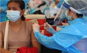 Số ca nhiễm COVID-19 tiếp tục tăng nhanh ở nhiều nước châu Á