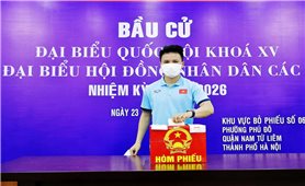 Đội tuyển Việt Nam và U22 Việt Nam đi bầu cử, thực hiện nghĩa vụ công dân