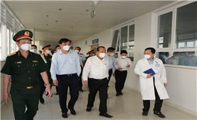 Phó Thủ tướng Thường trực thăm một số cơ sở điều trị bệnh nhân COVID tại TPHCM