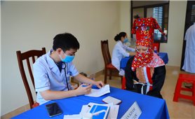 Bình Liêu (Quảng Ninh): Đồng bào DTTS “rủ nhau” đi tiêm vắc xin phòng Covid-19