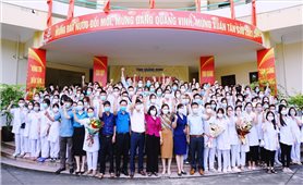 Quảng Ninh: 500 cán bộ, nhân viên y tế lên đường hỗ trợ Thủ đô Hà Nội chống dịch