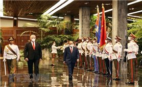 Chủ tịch nhà nước Cuba chủ trì Lễ đón Chủ tịch nước Nguyễn Xuân Phúc