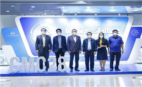 Bộ trưởng, Chủ nhiệm Hầu A Lềnh làm việc với Tập đoàn Công nghệ CMC