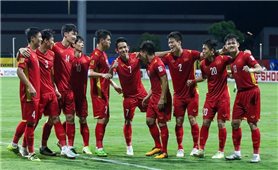 AFF Suzuki Cup 2020: Việt Nam thắng đậm Campuchia 4-0, nhưng chưa đủ