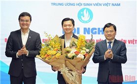 Đồng chí Nguyễn Minh Triết giữ chức Chủ tịch Hội Sinh viên Việt Nam