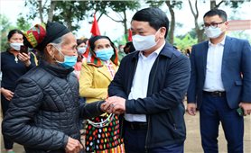 Bộ trưởng, Chủ nhiệm Ủy ban Dân tộc Hầu A Lềnh thăm, chúc Tết đồng bào dân tộc thiểu số tỉnh Nghệ An