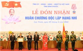 Phó Thủ tướng Thường trực Chính phủ Phạm Bình Minh dự Lễ kỷ niệm 50 năm Ngày giải phóng huyện Lộc Ninh