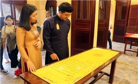 Tôn vinh văn hóa đọc ở Tàng Thơ Lâu trong Kinh thành Huế