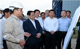 Thủ tướng khảo sát khu quy hoạch cảng lớn nhất ĐBSCL và dự án nhiệt điện Long Phú 1
