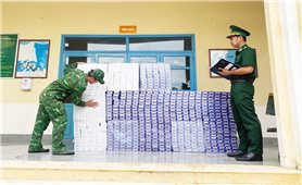 Đồn Biên phòng Cửa khẩu Quốc tế Hà Tiên liên tiếp bắt giữ thuốc lá nhập lậu sang đường biên giới Việt Nam - Campuchia