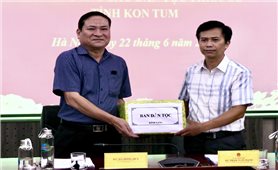 Ủy ban Dân tộc gặp mặt đoàn đại biểu Người có uy tín trong đồng bào DTTS tỉnh Kon Tum