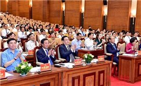 Chủ tịch Quốc hội Vương Đình Huệ dự kỳ họp Hội đồng nhân dân tỉnh Phú Thọ