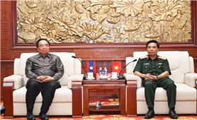 Bộ Tư lệnh Quân khu IV tiếp lãnh đạo Bộ Kế hoạch và Đầu tư Lào