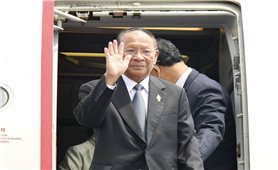 Chủ tịch Quốc hội Vương quốc Campuchia Samdech Heng Samrin đến Hà Nội, bắt đầu chuyến thăm chính thức Việt Nam