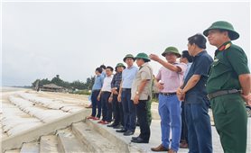Bí thư Tỉnh ủy Quảng Trị đi kiểm tra công tác phòng chống bão Noru