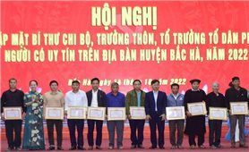 Lào Cai: Huyện ủy Bắc Hà gặp mặt Bí thư Chi bộ, Trưởng thôn, Tổ trưởng Tổ dân phố, Người có uy tín