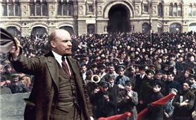 Tại sao các thế lực thù địch không ngừng chống phá Cách mạng tháng Mười Nga?