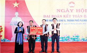 Trưởng Ban Tổ chức Trung ương Trương Thị Mai dự Ngày hội Đại đoàn kết toàn dân tộc tại Gia Lai