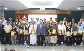 Ủy ban Dân tộc gặp mặt Đoàn đại biểu Người có uy tín tỉnh Ninh Thuận
