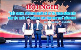 Kon Tum: Hội nghị biểu dương, tôn vinh Người có uy tín trong đồng bào DTTS năm 2022