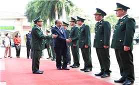Chủ tịch nước Nguyễn Xuân Phúc chúc Tết Bộ đội Biên phòng và công nhân tỉnh Đắk Lắk