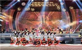 Điện Biên: Khai mạc Lễ hội hoa Ban năm 2023