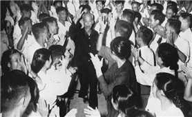 Kỷ niệm 133 năm Ngày sinh Chủ tịch Hồ Chí Minh (19/5/1890 - 19/5/2023): Bồi dưỡng, nâng cao phẩm chất, năng lực của cán bộ, đảng viên