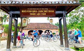 Nhiều hoạt động văn hóa, du lịch hấp dẫn tại Làng cổ Lộc Yên