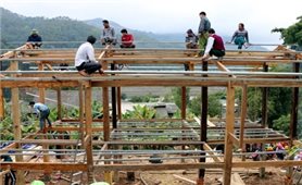 Điện Biên: Vận dụng những quyết sách nhằm tương hỗ nhà tại mang lại hộ nghèo nàn dân tộc bản địa thiểu số