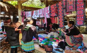Phát triển mạng lưới chợ vùng đồng bào DTTS và miền núi: Lan tỏa giá trị văn hóa truyền thống