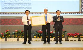 Phó Thủ tướng Chính phủ Trần Lưu Quang dự Hội nghị công bố quy hoạch và xúc tiến đầu tư tỉnh Kiên Giang